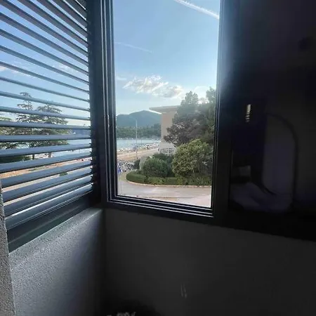 Apartman Sun بلوتشي
